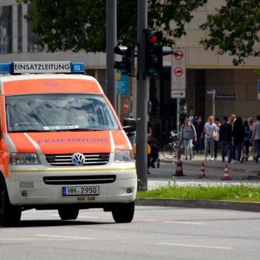 Großeinsatz der Feuerwehr in St. Georg – 150 Hotelgäste evakuiert