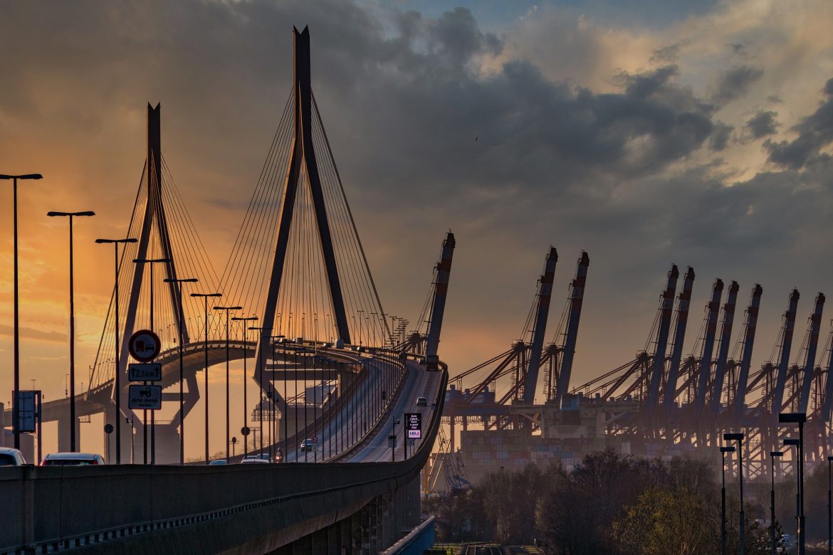 Zeitplan für Abriss der Köhlbrandbrücke im Hamburger Hafen steht