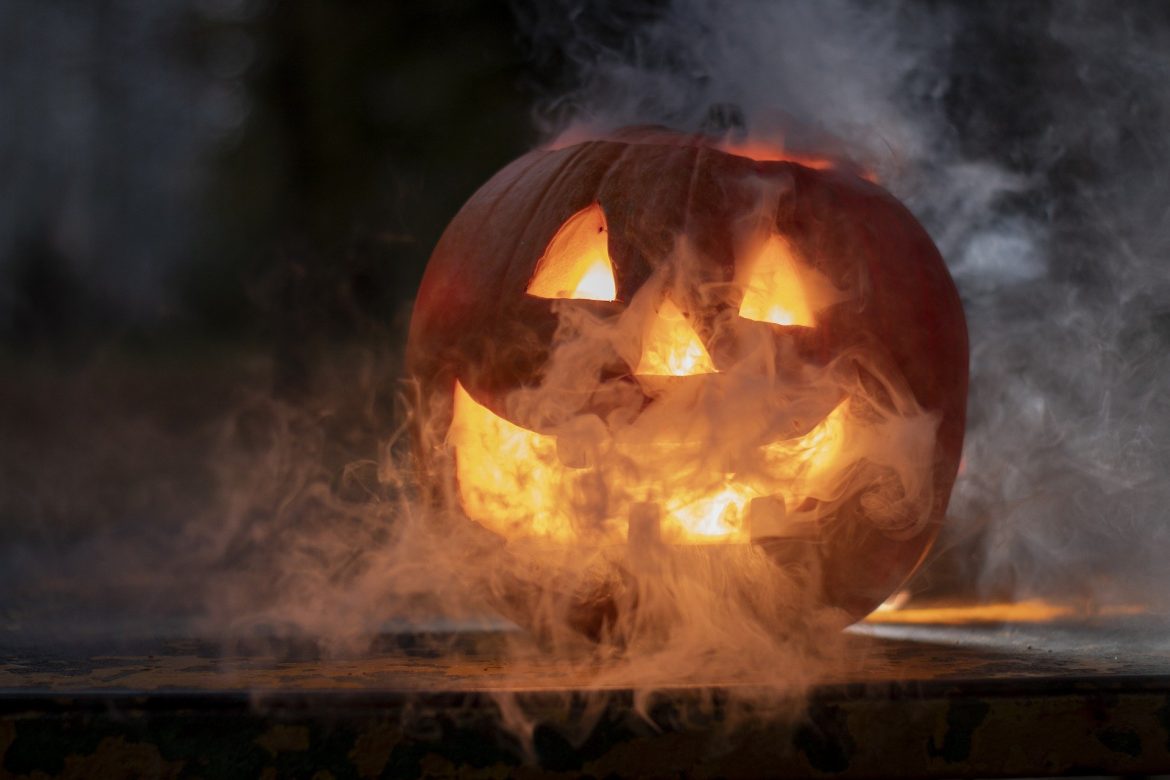 Halloween-Randale mit verletzten Polizisten in Hamburg