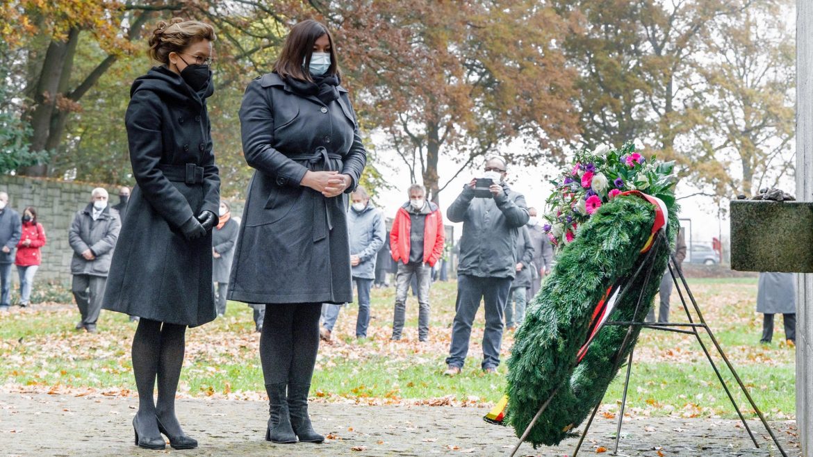 Volkstrauertag: Hamburg gedenkt der Opfer von Krieg und Gewalt