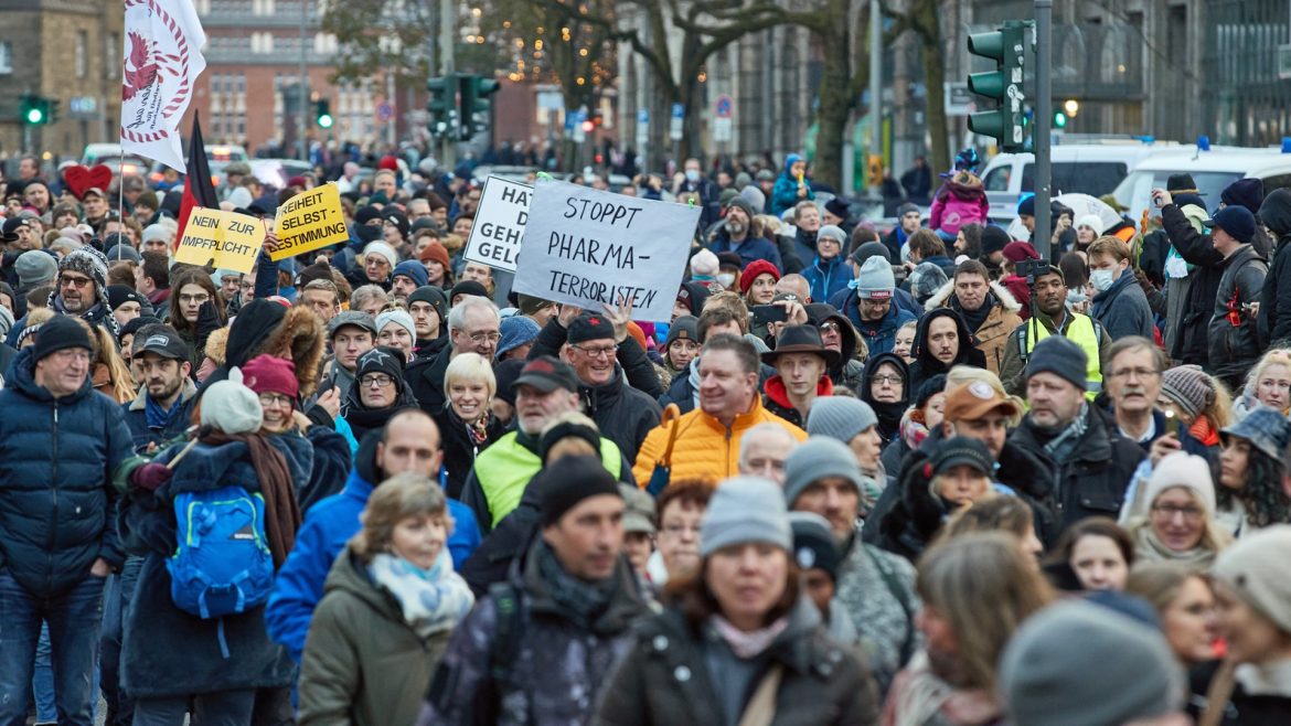 Erneute Großdemonstration gegen die Corona-Maßnahmen in Hamburg