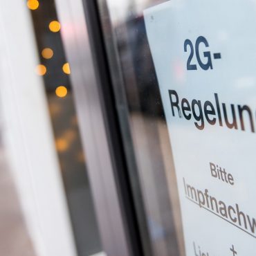 Immer mehr Hamburger Geschäfte setzen auf das „2G-Bändchen“