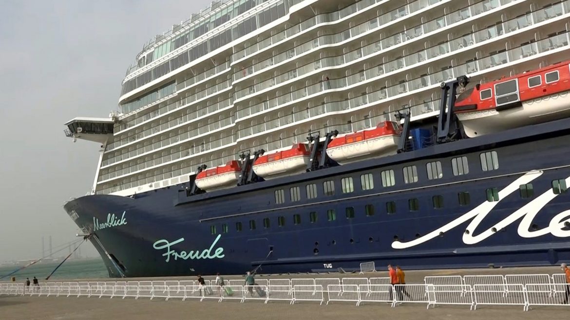 Corona-Fälle: Kreuzfahrtschiff „Mein Schiff 6“ bricht Reise ab